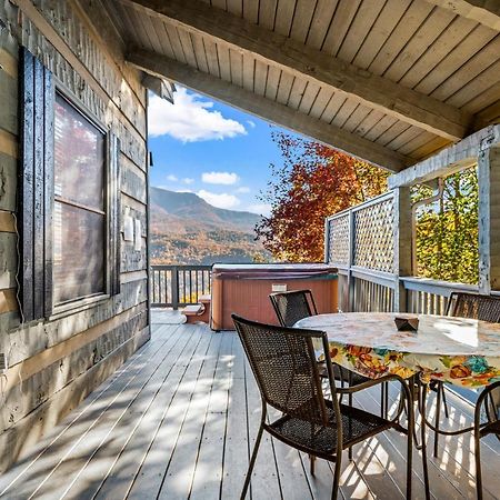 Barenberg Cabin: Panoramic Smoky Mountain Retreat with Dual Suites Gatlinburg Exterior photo