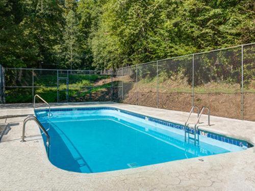 Barenberg Cabin: Panoramic Smoky Mountain Retreat with Dual Suites Gatlinburg Exterior photo